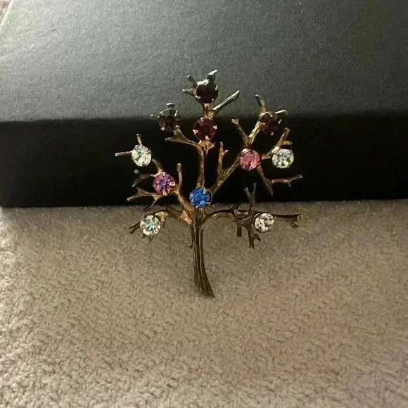 Vintage Tree of Life Family Tree Brooch Costume Golden Rhinestones - Picture 1 of 4